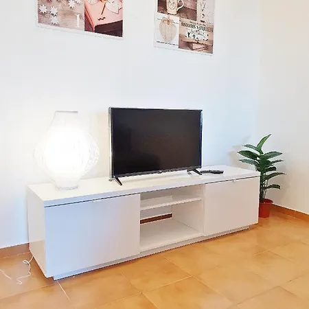1 Bedroom Apart In Praia Da Rocha, Only 5 Min Walk To The Beach! Portimao