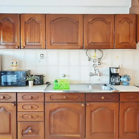 1 Bedroom Apart In Praia Da Rocha, Only 5 Min Walk To The Beach! Διαμέρισμα *