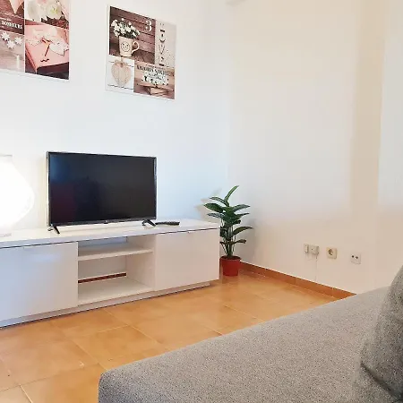 1 Bedroom Apart In Praia Da Rocha, Only 5 Min Walk To The Beach! Διαμέρισμα *